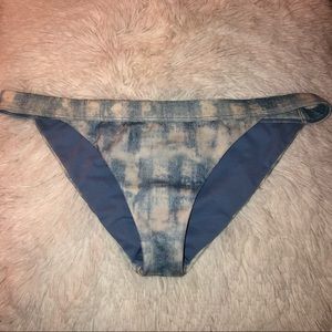 Billabong bikini bottoms